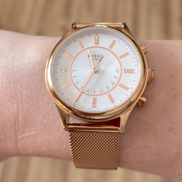 Ladies Rose Gold FOSSIL Hybrid Smart Watch ✨ - Picture 11 of 11